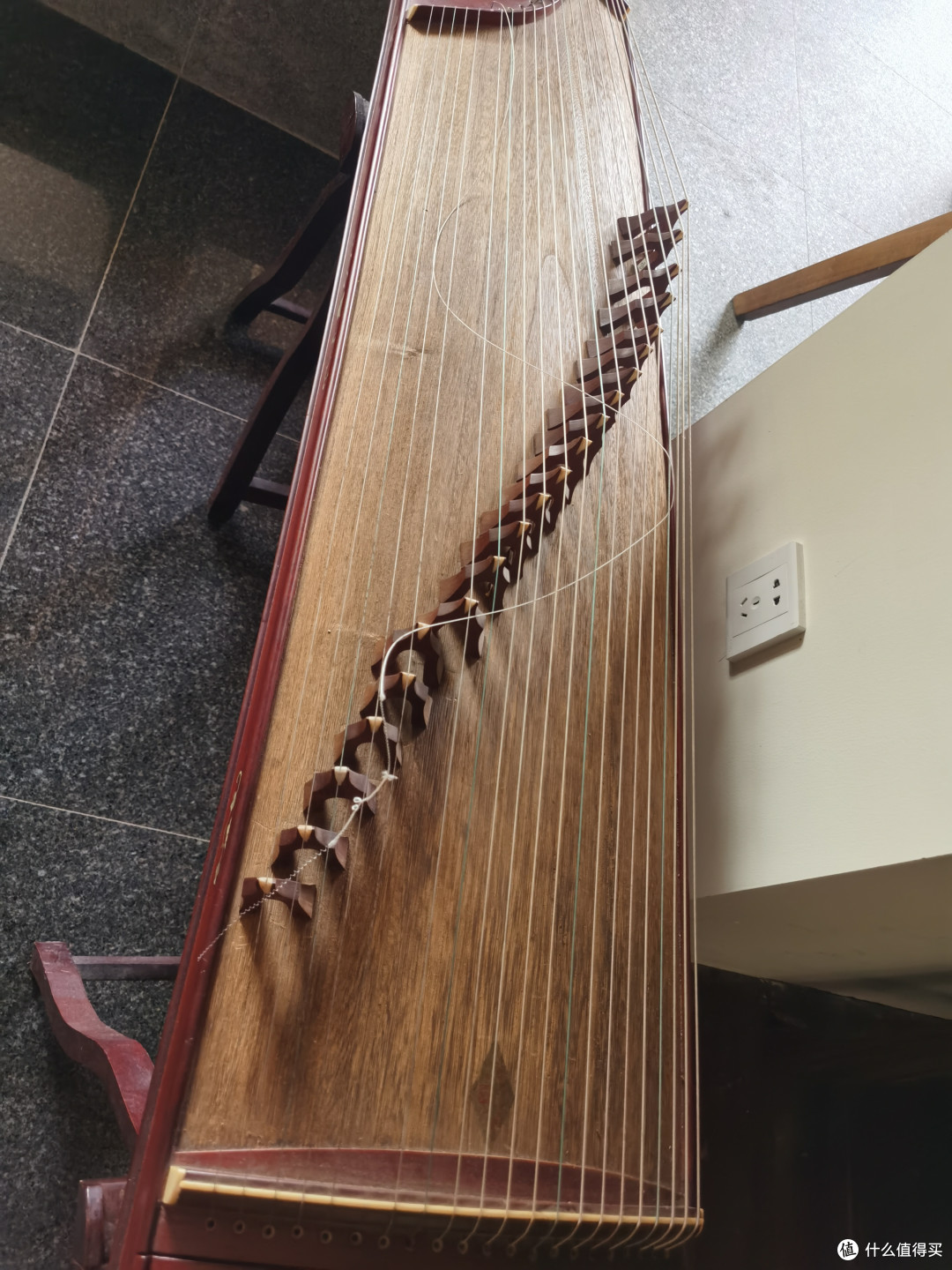古筝的弦断了，自己换