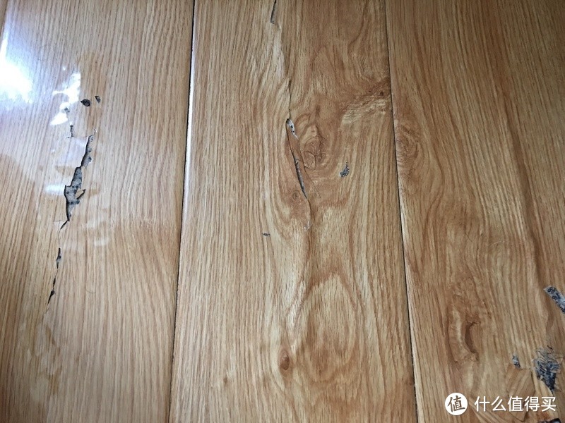 瓷砖和木地板选择铺贴哪个？过来人的经验告诉你，选择合适自己的