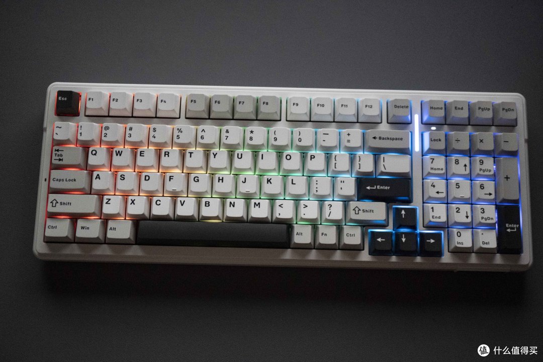 开箱狼蛛f99 fr4版,上手感受 拆解 打字音,简单体验!_键盘_什么值得买
