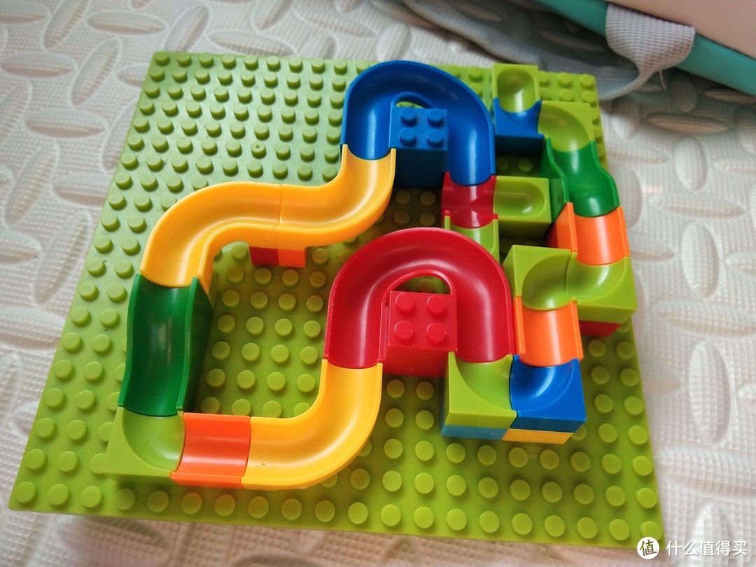 加厚大颗粒大号拼装益智基础积木：培养孩子智力开发和创意思维的理想玩具