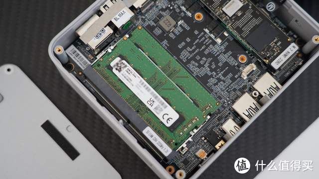 R7 5800H处理器、能玩黑苹果系统：零刻SER5 MAX迷你电脑主机分享