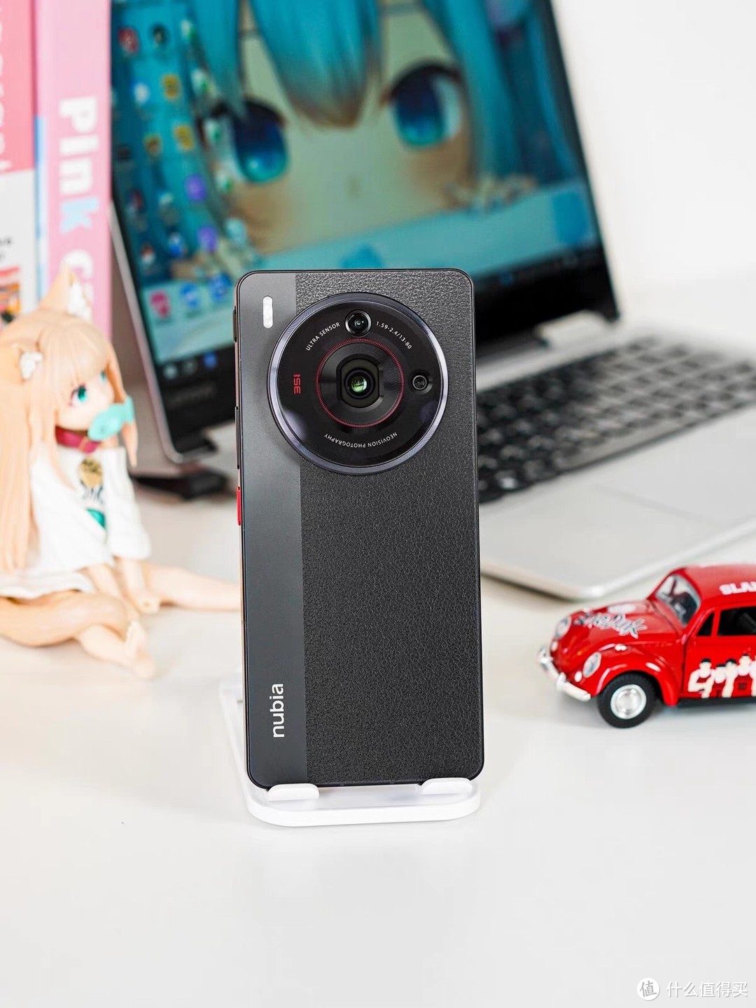 努比亚Z50S Pro手机：全焦段摄影艺术与卓越性能的完美融合