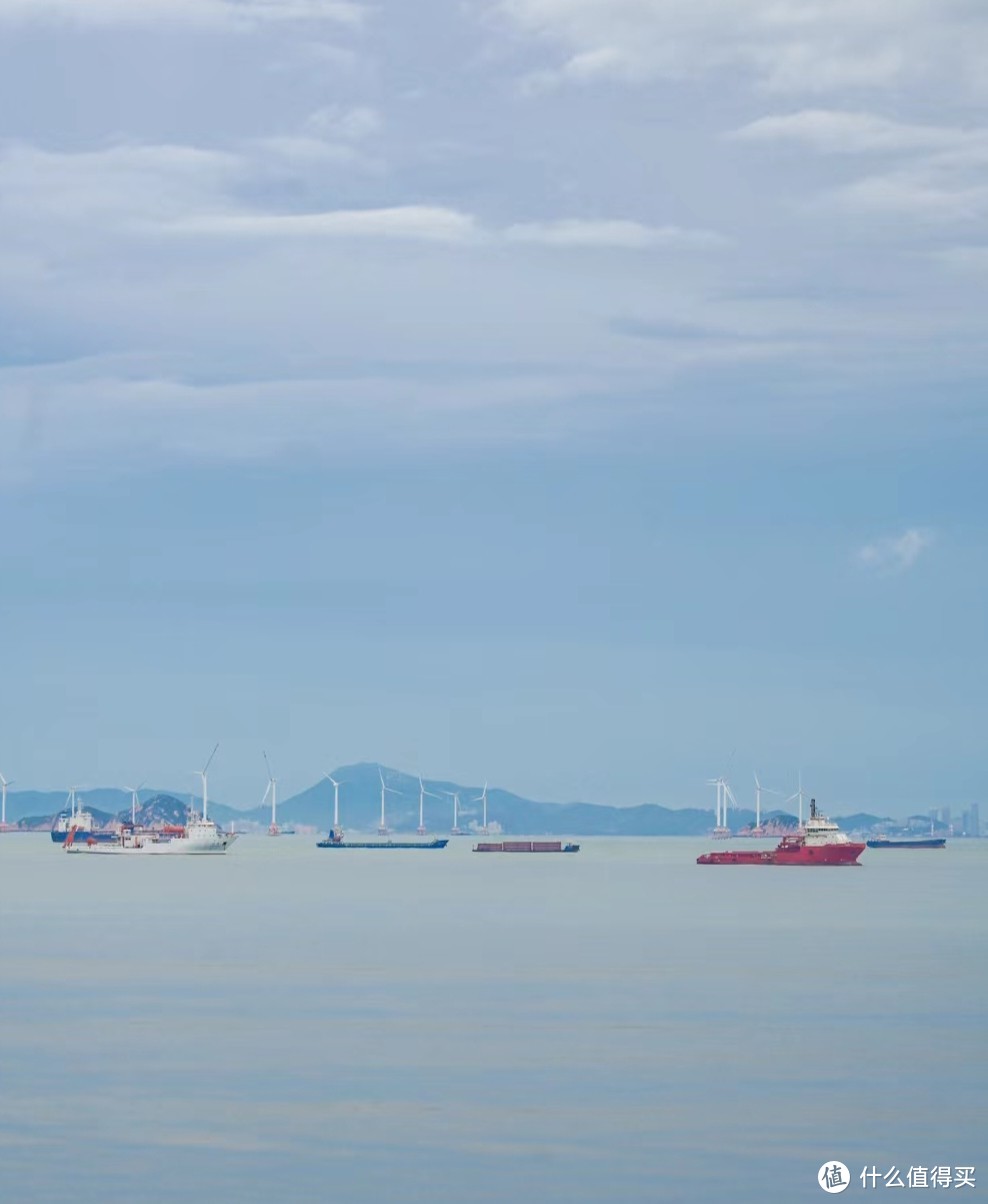 夏日可去的人少景特别美的海岛