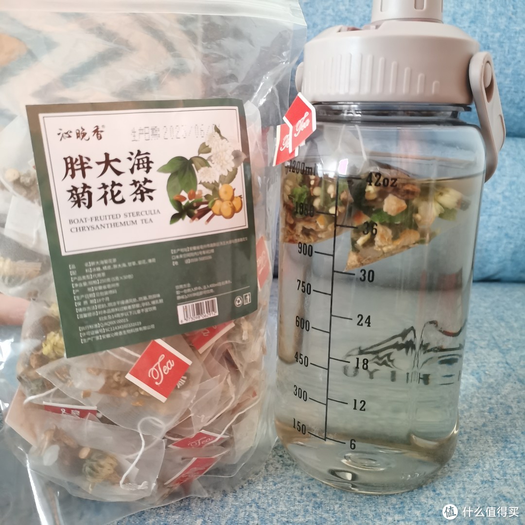 夏天还得多喝凉茶，胖大海菊花茶，走过路过不要错过