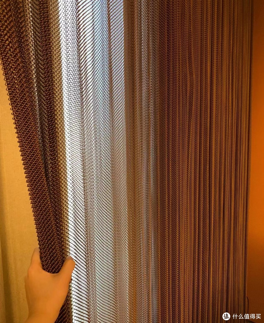 家用窗帘选购攻略：让你的窗帘成为家居装饰的亮点！