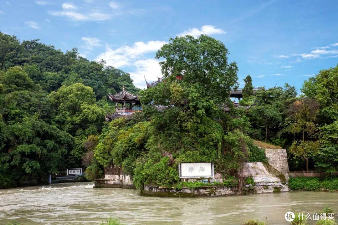 来成都人都爱的避暑胜地——都江堰，感受这清凉山间