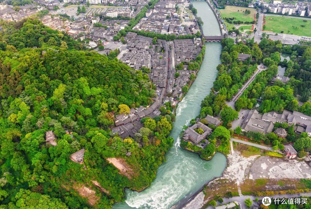 来成都人都爱的避暑胜地——都江堰，感受这清凉山间