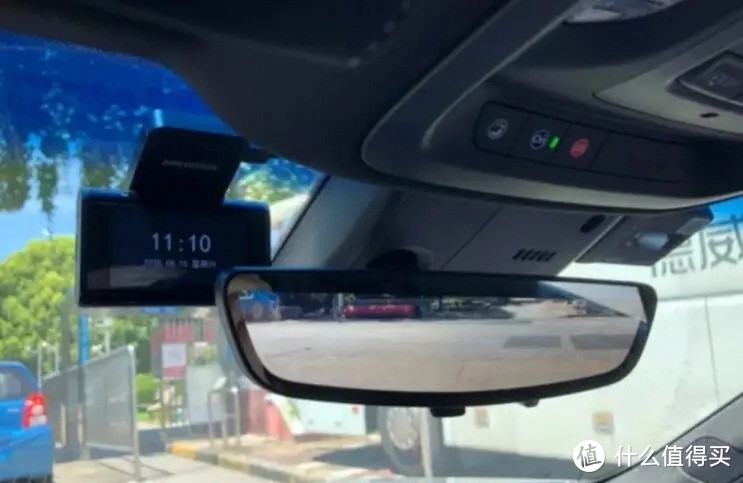 海康威视行车记录仪，让驾驶更简单，让车主更放心