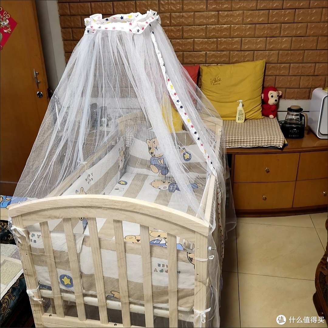 婴儿床多功能宝宝摇篮床可移动加长新生儿婴儿无漆拼接大床艾萌婴儿床多功能宝宝