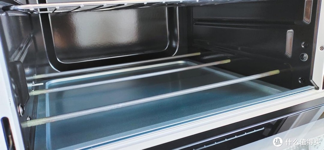 米家智能电烤箱40L——轻松收纳大容量，一机多能尽享无限美食