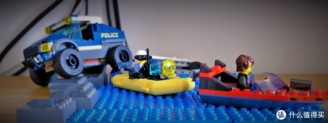 精英就要不同色——LEGO 乐高城市系列 60272 精英警艇运输