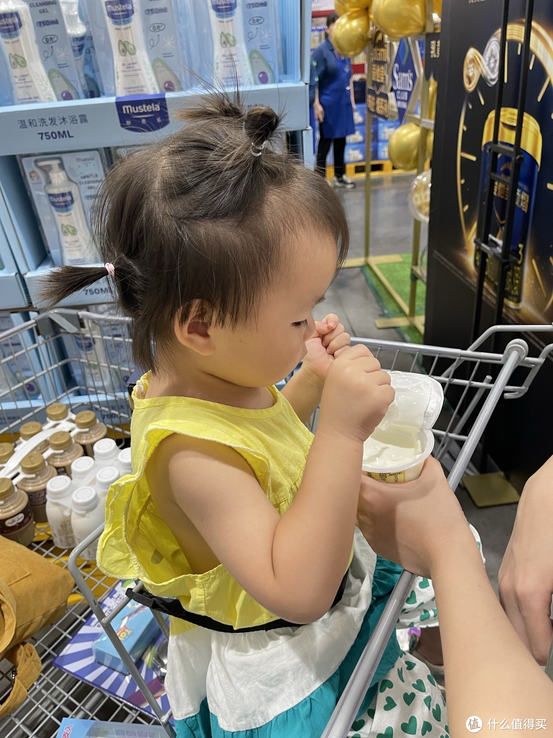 小孩子是不会骗人的，在超市里就哭着要喝，这酸奶好喝都说累了（已和工作人员沟通才开盖，并买单了哈）