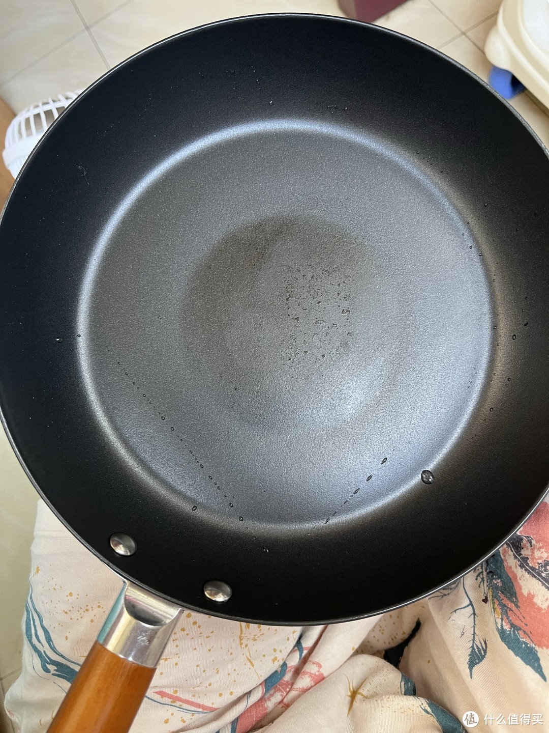 黑晶铁锅系列煎锅到底是不是涂层锅