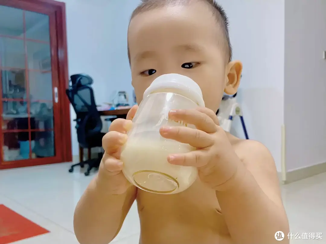 羽轻双边电动吸奶器：让母乳喂养更轻松！