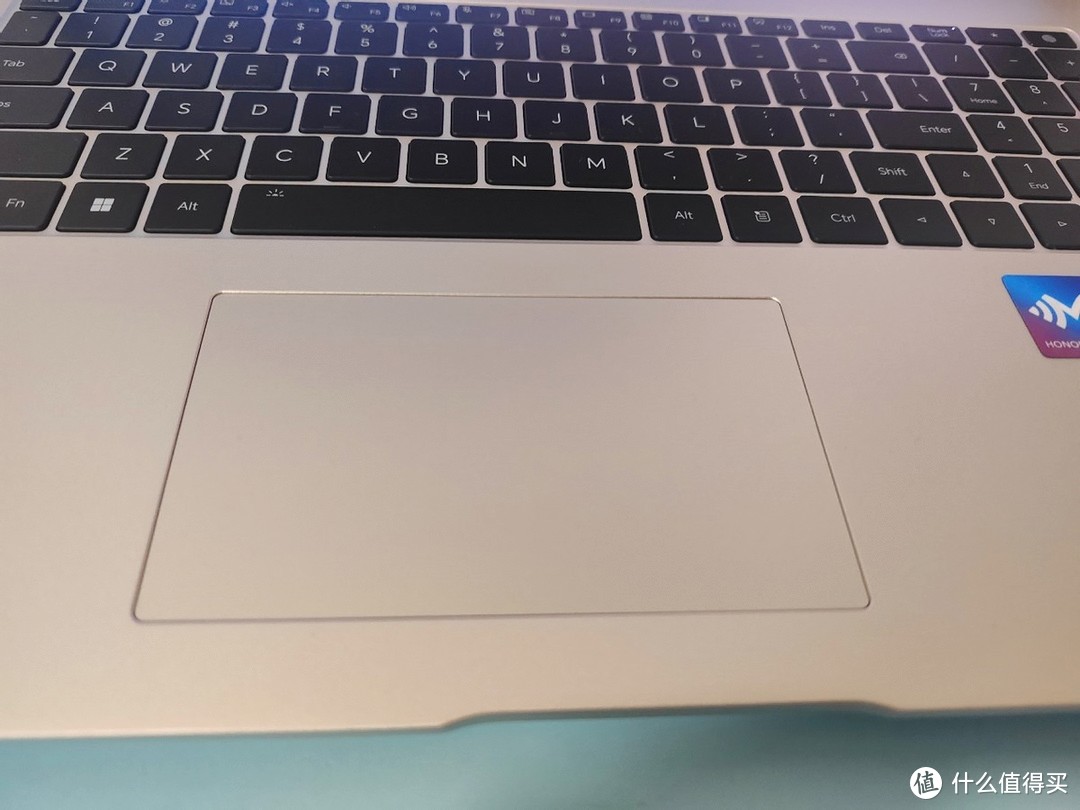 轻薄高能再升级荣耀MagicBook X 16 Pro 锐龙版来了！
