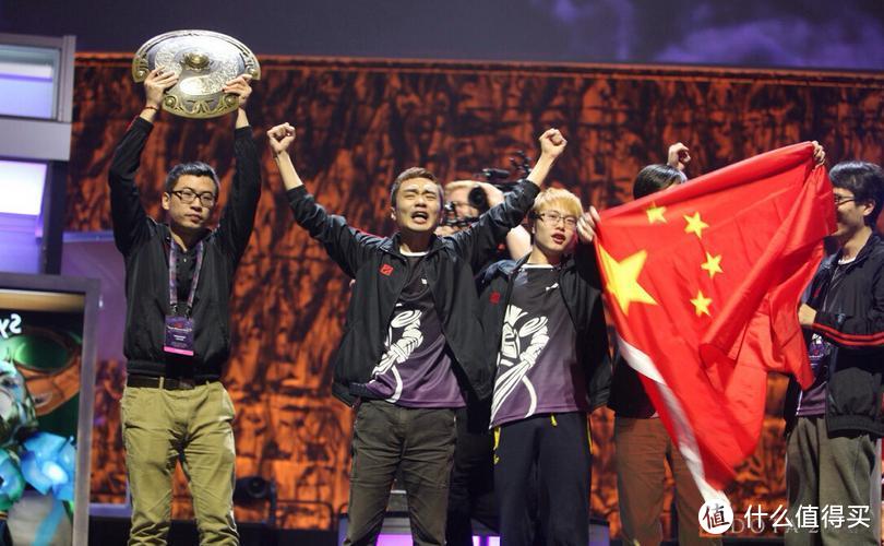 DOTA2十周年庆祝活动开启：每赢一场比赛获得一个纪念珍藏，最多可获得十三件！