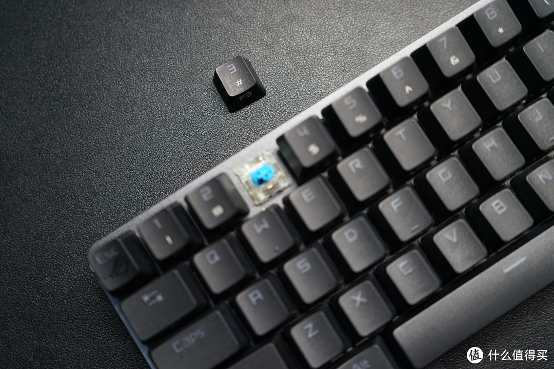 玩游戏必备！ROG魔导士 65%配列键盘，让你的操作更灵敏！
