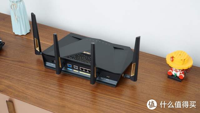 跑满千兆局域网、支持Wi-Fi6和智能组网：华硕AX88U Pro电竞无线路由器分享