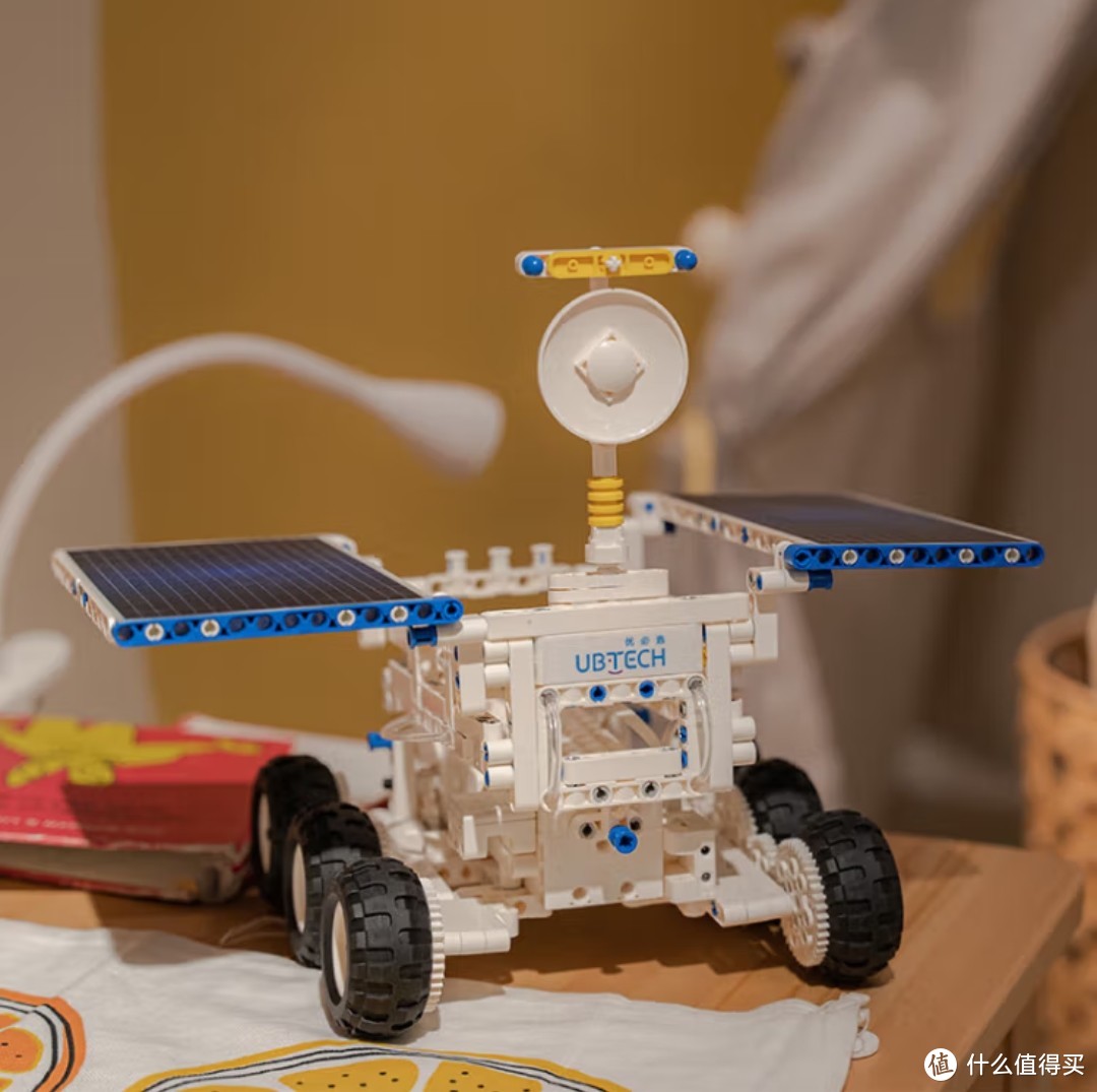 优必选智能编程积木机器人玩具，科技与智能的完美结合，给孩子带来无限乐趣！