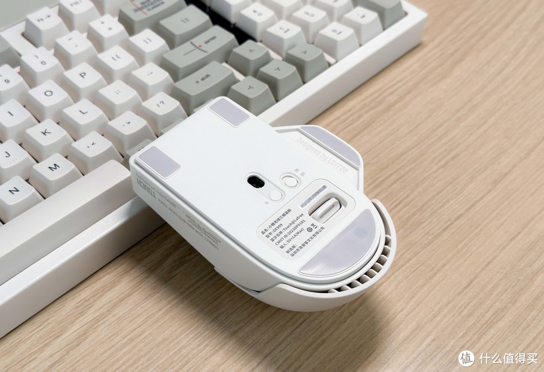 经典复古设计PBT+热升华：Lofree洛斐两款键鼠产品试用