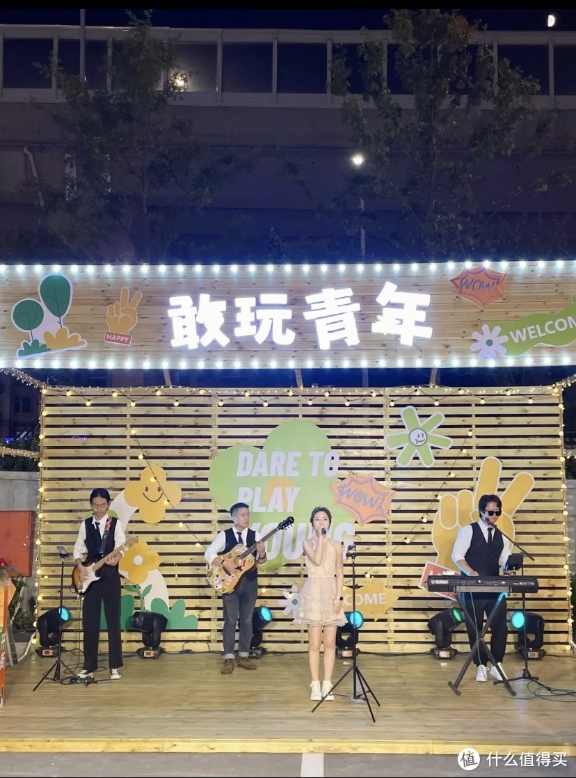 青岛新晋网红潮流打卡地——北岛夜巷