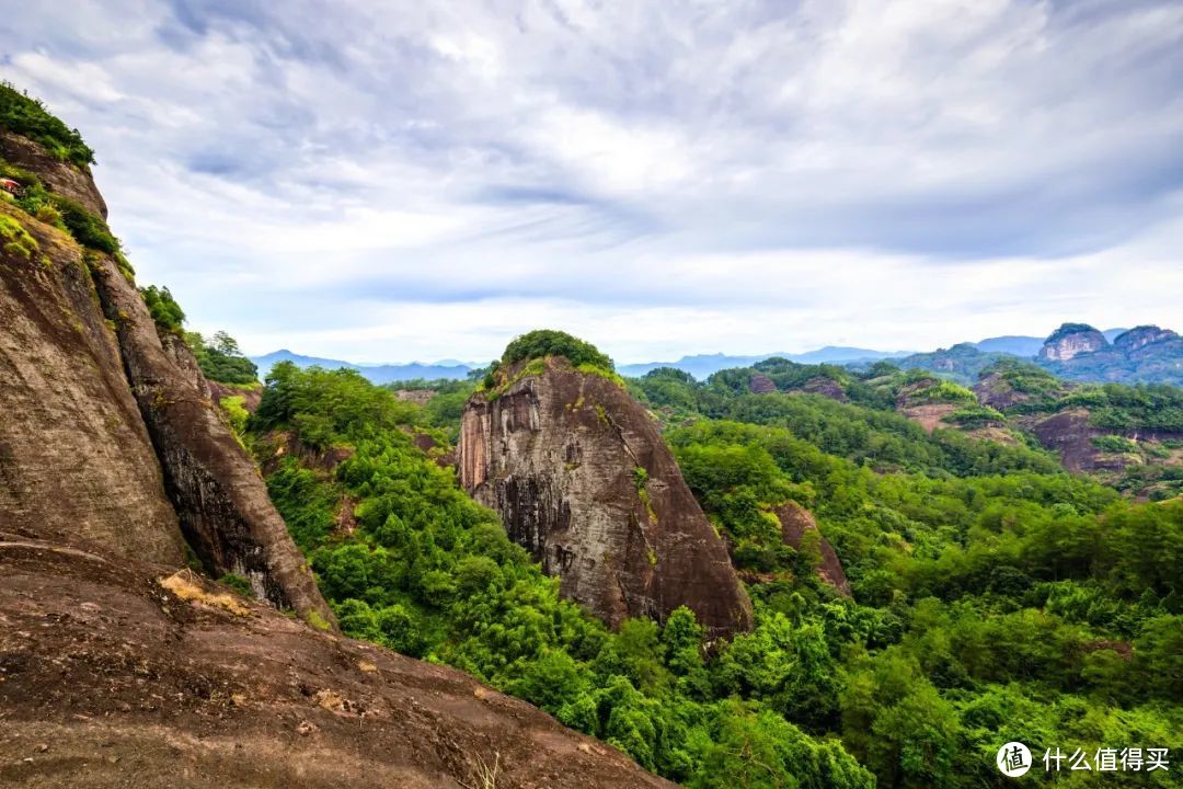 漫步武夷山，喝杯大红袍，过一段隐居生活