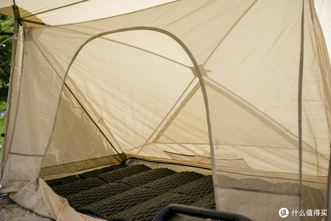 爆款户外帐篷推荐：舒适又防水，让你在户外尽情玩耍