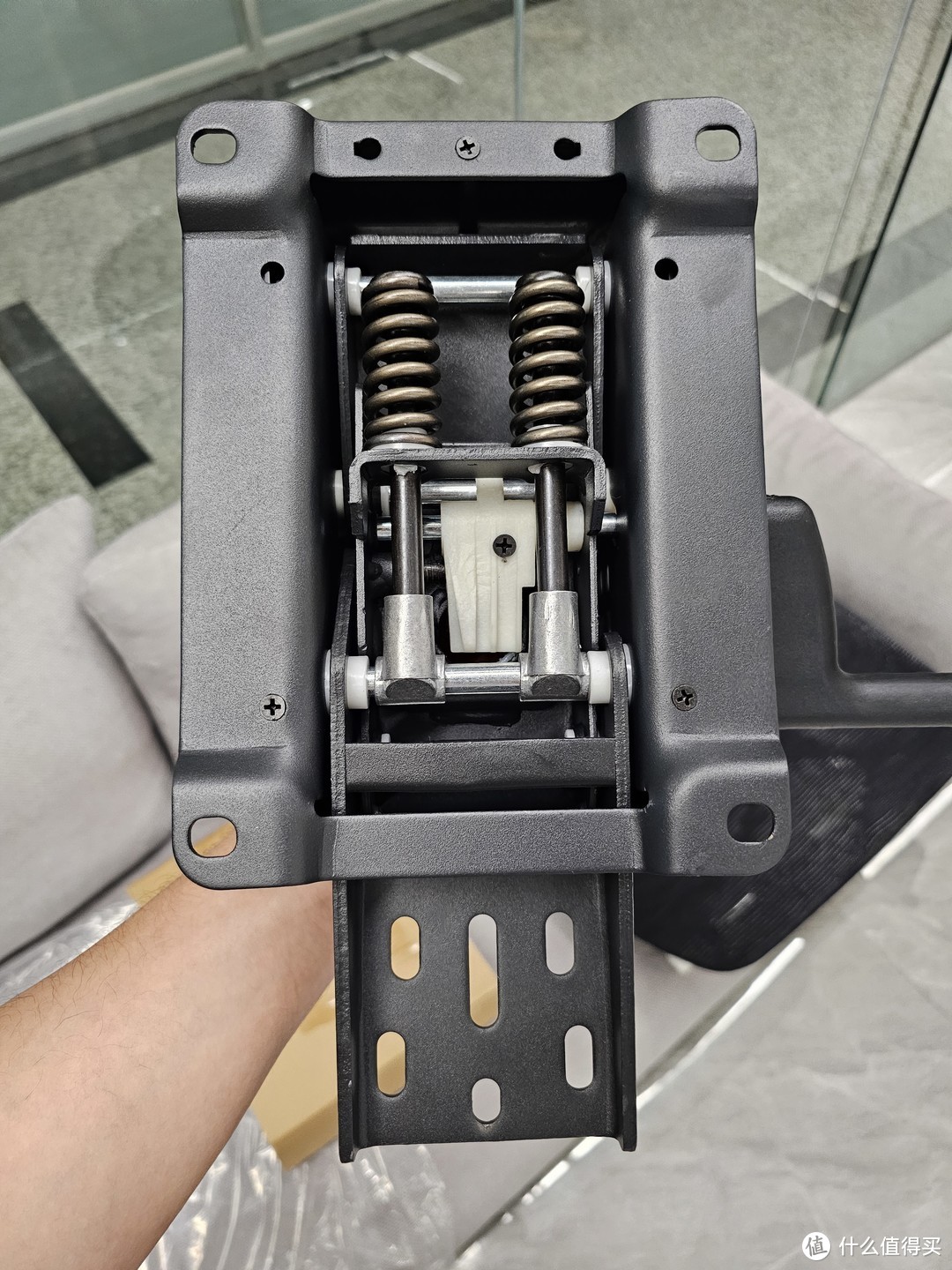 菲迪F181人体工学椅真实开箱分享