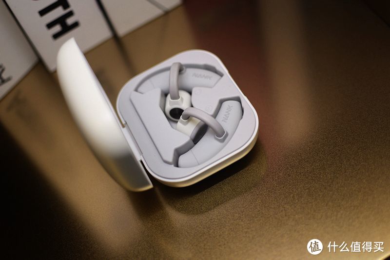 NANK南卡OE骨传导耳机——炫酷的设计，舒适的体验