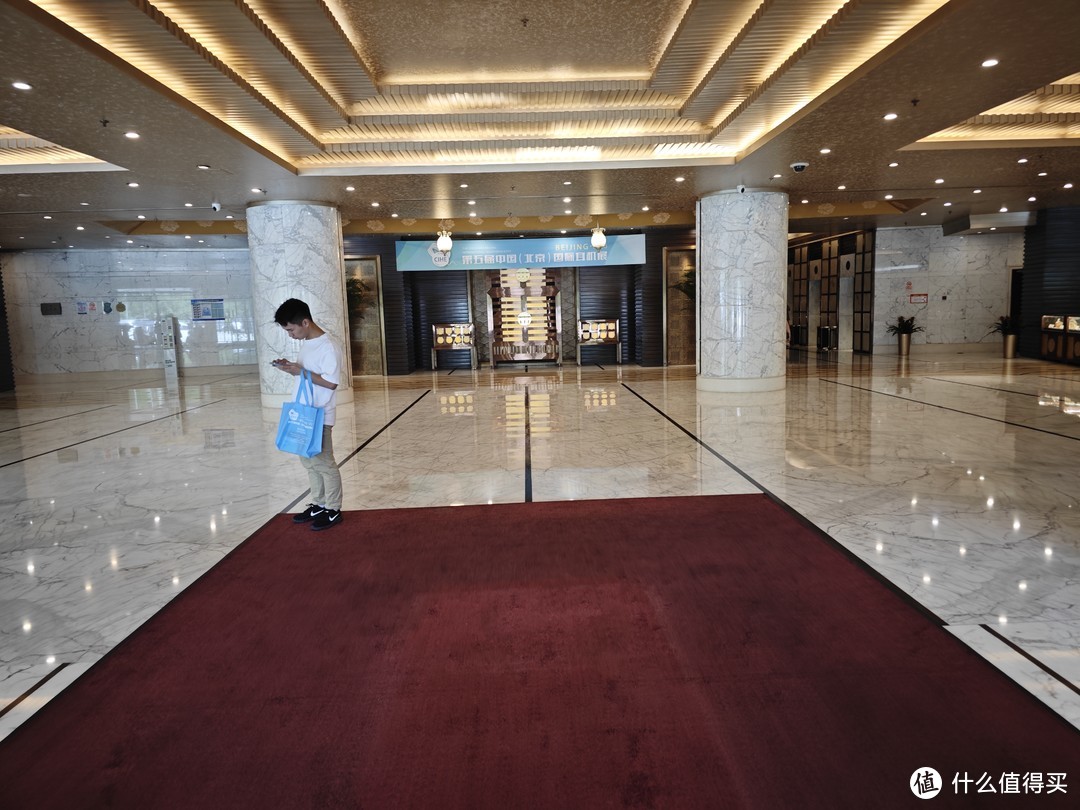 第五届中国北京国际耳机展亚洲大酒店入口