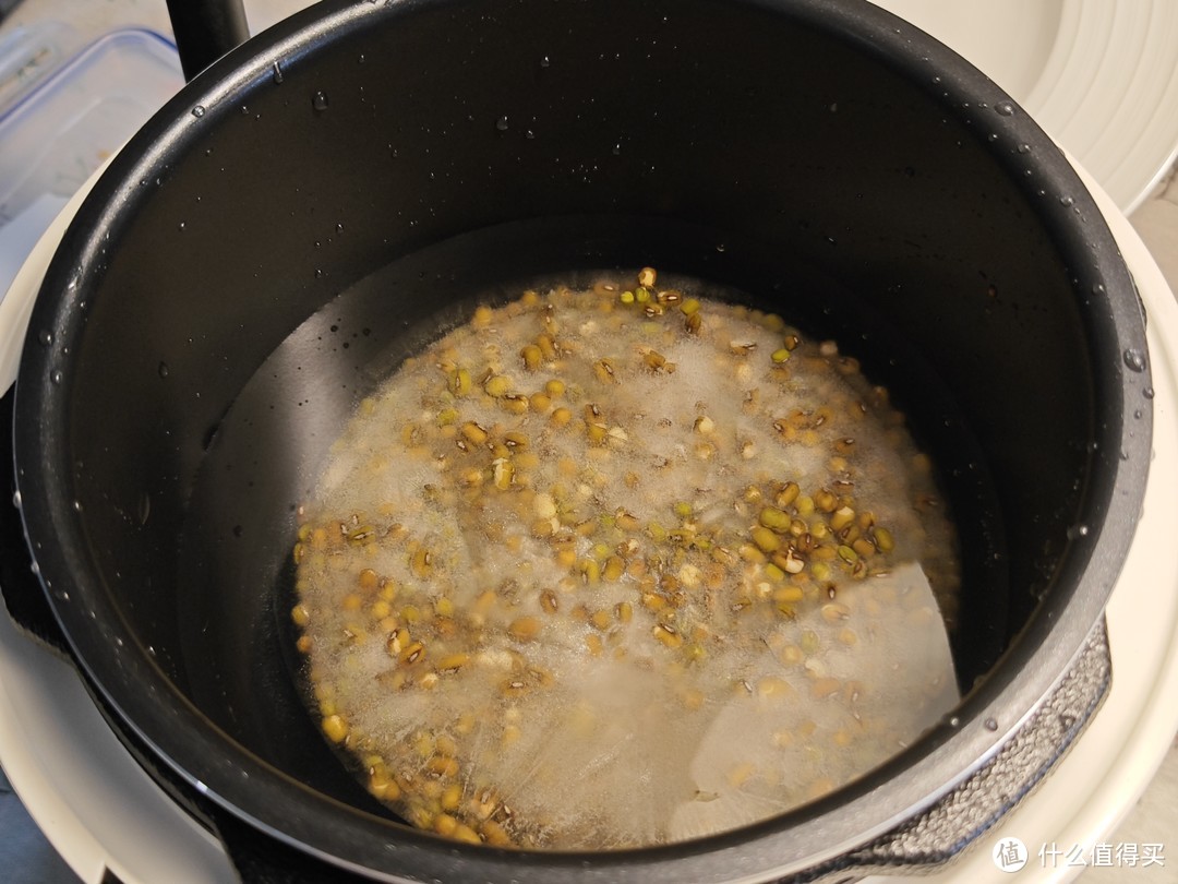 电压力锅又有新卷法？焖煮蒸炖炒还能开盖煮，是真的样样都行？