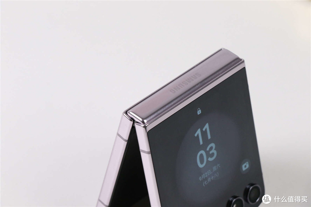 折叠屏旗舰进化之作 科技时尚的完美融合  三星Galaxy Z Flip5全面评测