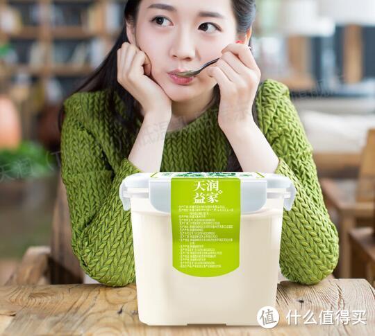 宝藏乳品：天润酸奶2公斤分享畅吃款，实惠大桶料吃起来是真过瘾！