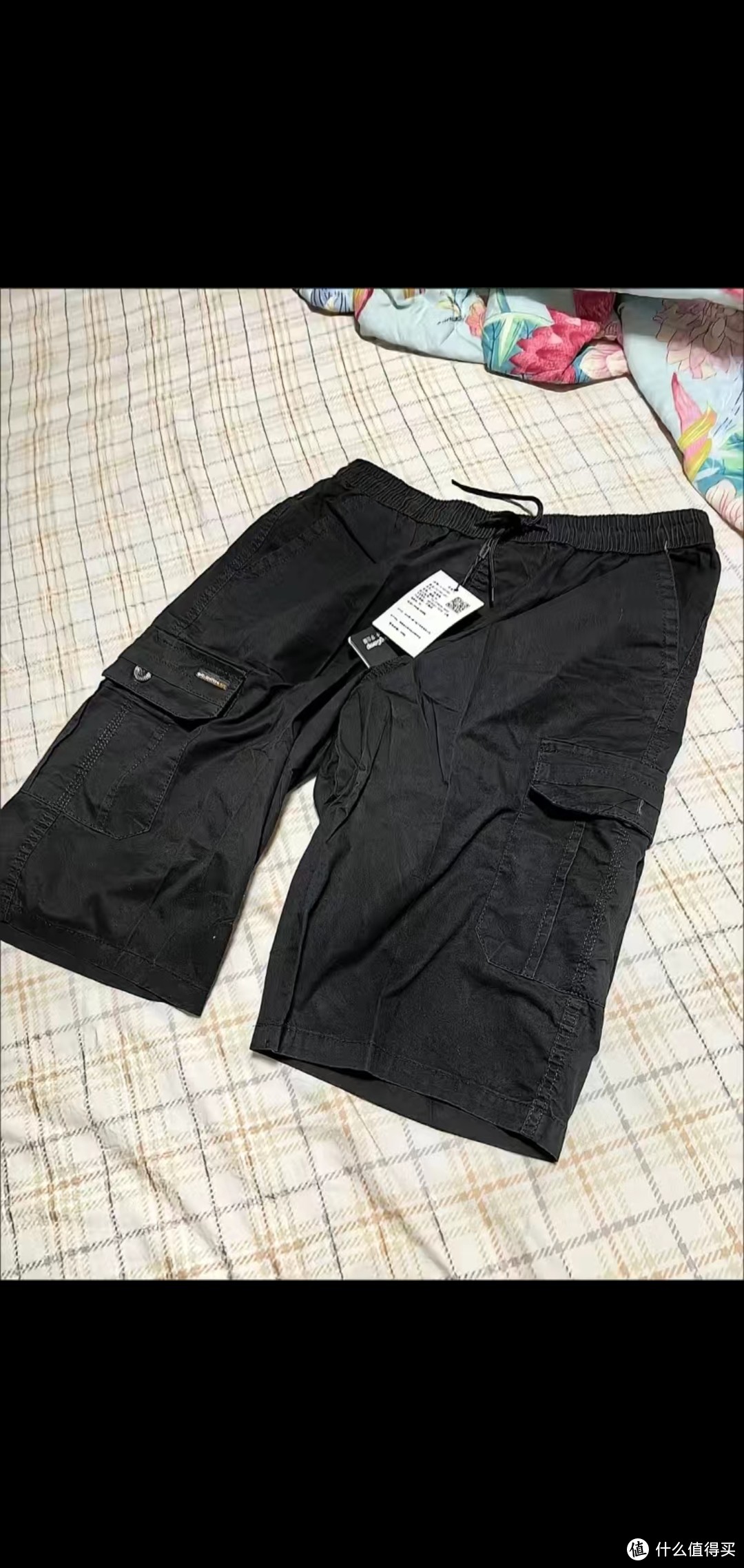 黑色休闲短裤：舒适与时尚的完美结合