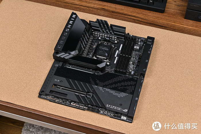 AM5 高性能主机搭建——ROG X670E-EXTREME+索泰 4090+追风者 P600S 装机展示