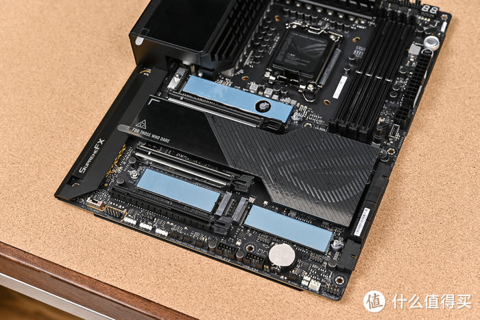 ROG Z790 HERO+龙神三代+恩杰 H7 Flow 装机展示