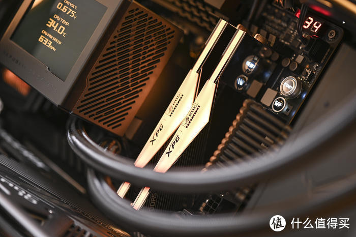 当 ROG 遇上 XPG——ROG Z790 HERO+XPG ROG 认证内存+太阳神装机展示