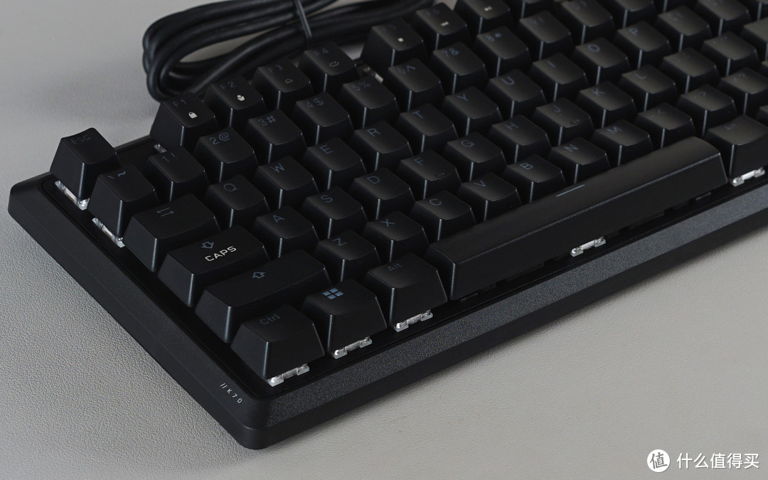 美商海盗船K70 CORE RGB机械键盘测评：游戏与实用性的完美结合！
