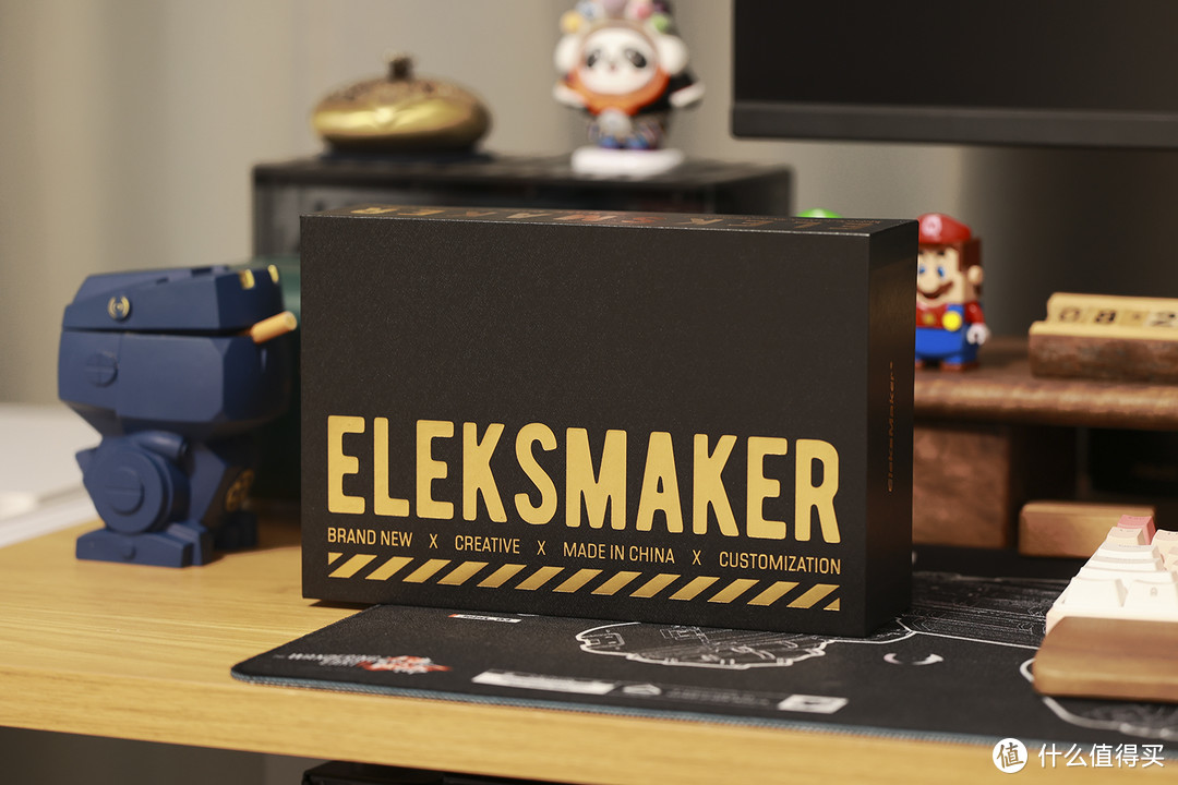 如何让你的桌搭更科技更炫酷，EleksMaker拟辉光管时钟不可或缺
