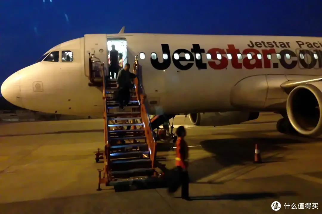 第一次在越南坐飞机，跨越1600公里，坐的还是廉价航空