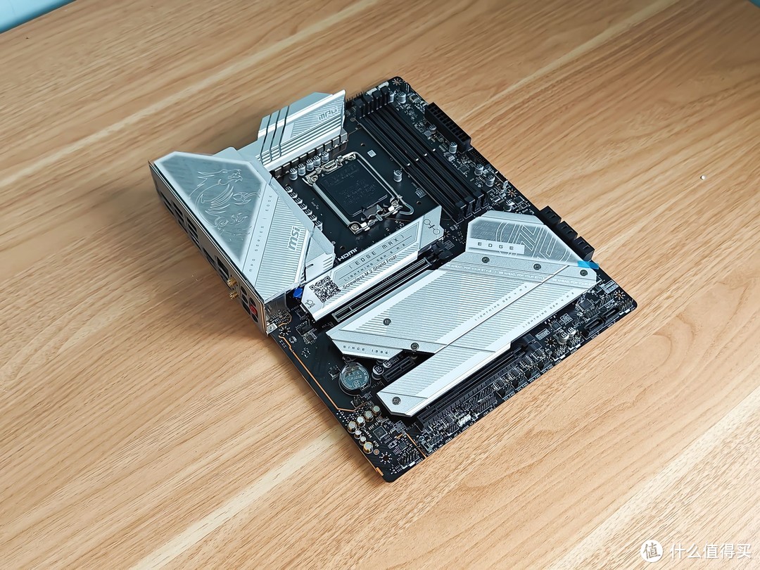 迎接下一代CPU，微星新品主板MPG Z790 EDGE TI MAX开箱首晒