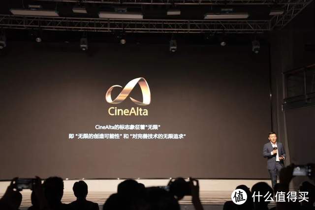 这么小！索尼CineAltaB 自动对焦全画幅8K电影摄影机初体验
