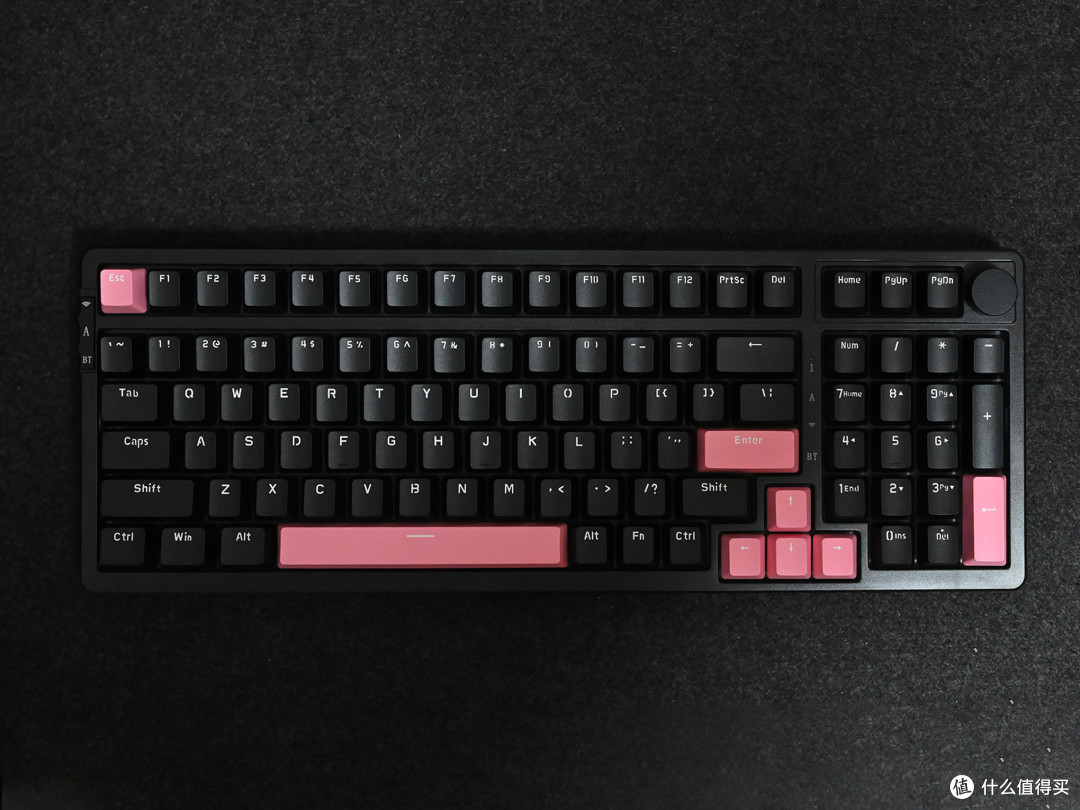 谁能拒绝黑粉配色?