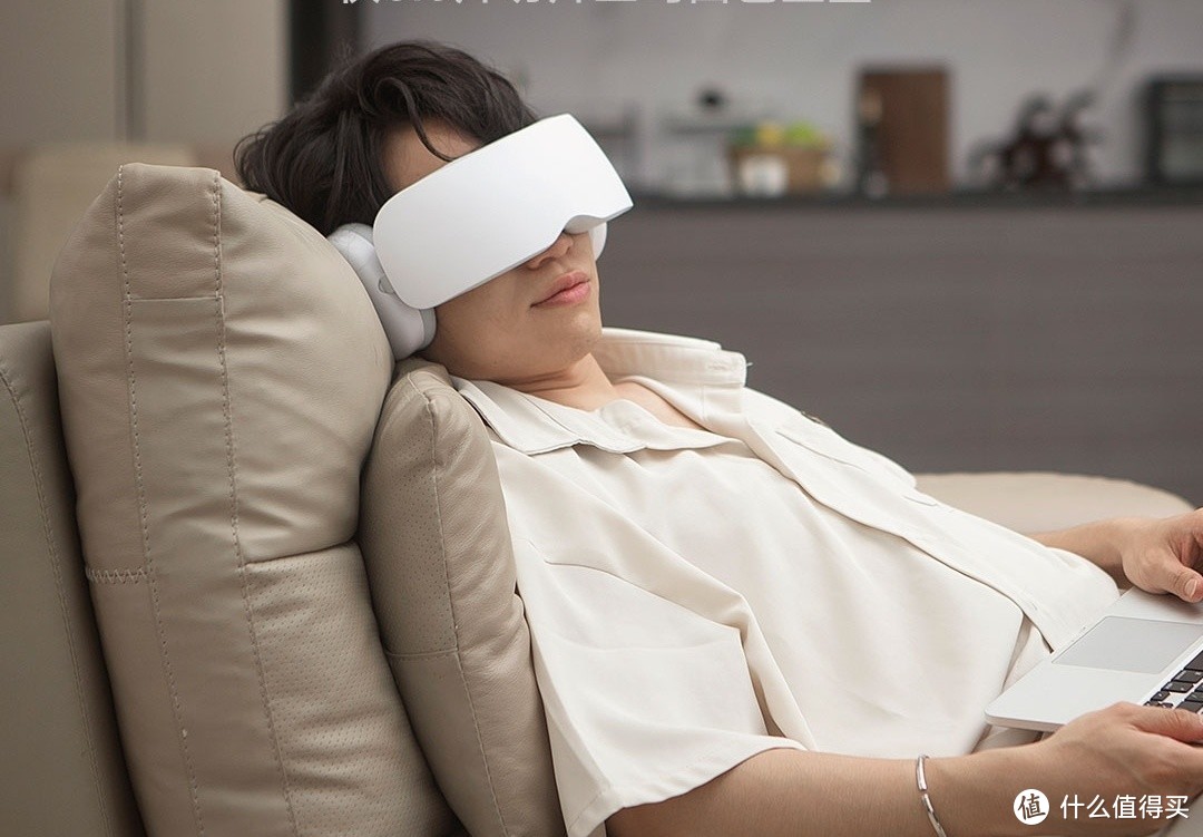299元（19日10点开启众筹）  盹盹-Meet 智能睡眠眼罩，直击打工人午休的 心酸！