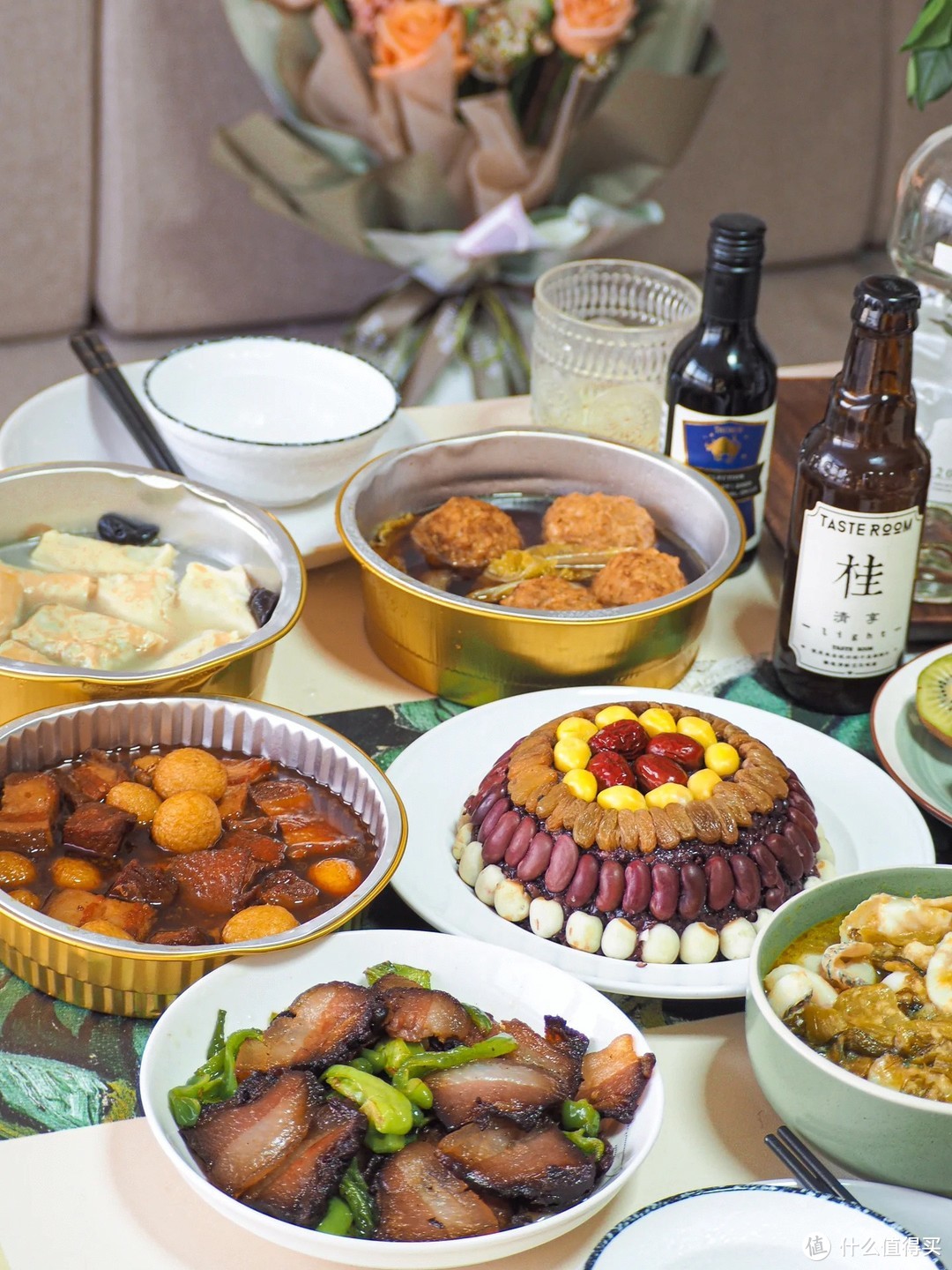同庆楼家宴礼盒，让你享受美食与送礼的双重快乐！