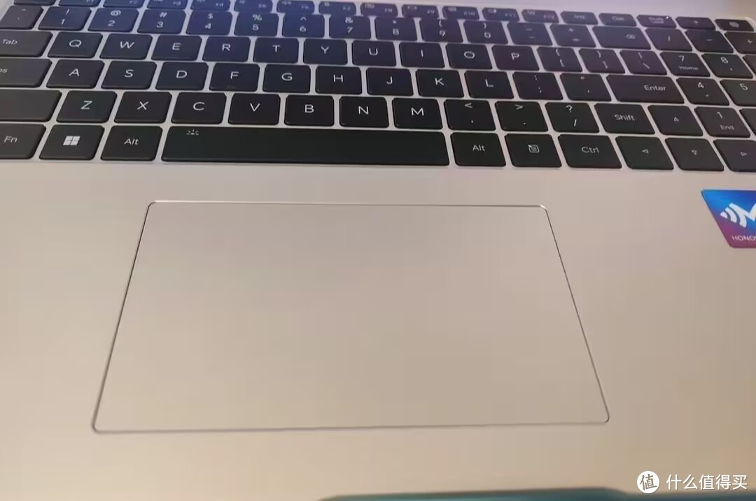 荣耀MagicBook X 16 Pro 锐龙版测评体验：一款全能的轻薄笔记本