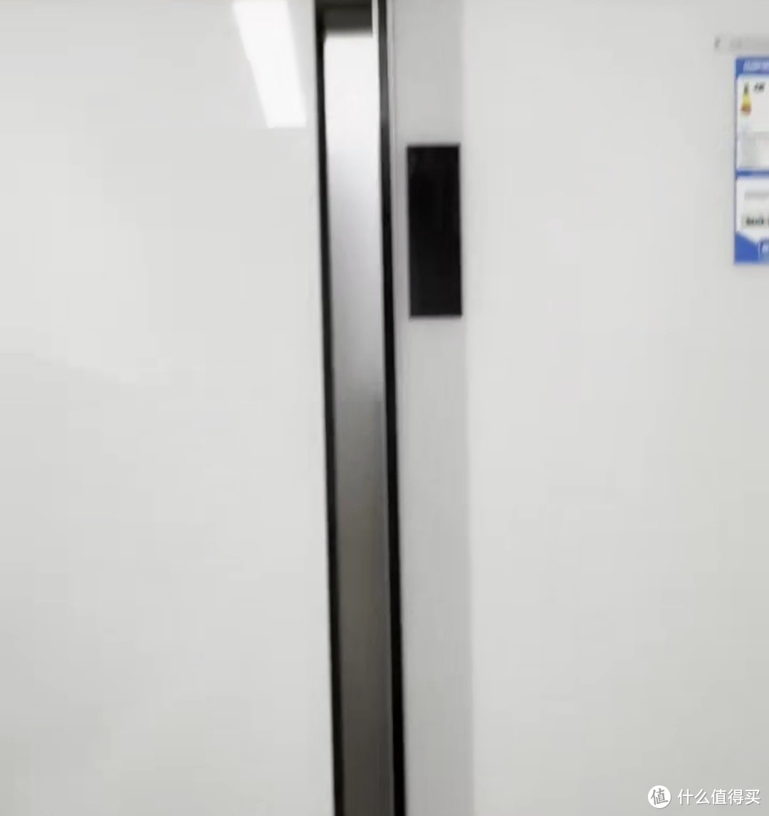 卡萨帝603升纯白系列叠式双开门白色零距离自由嵌入式家用一级超薄电冰箱变频BCD-603WGCRTM7WKU1