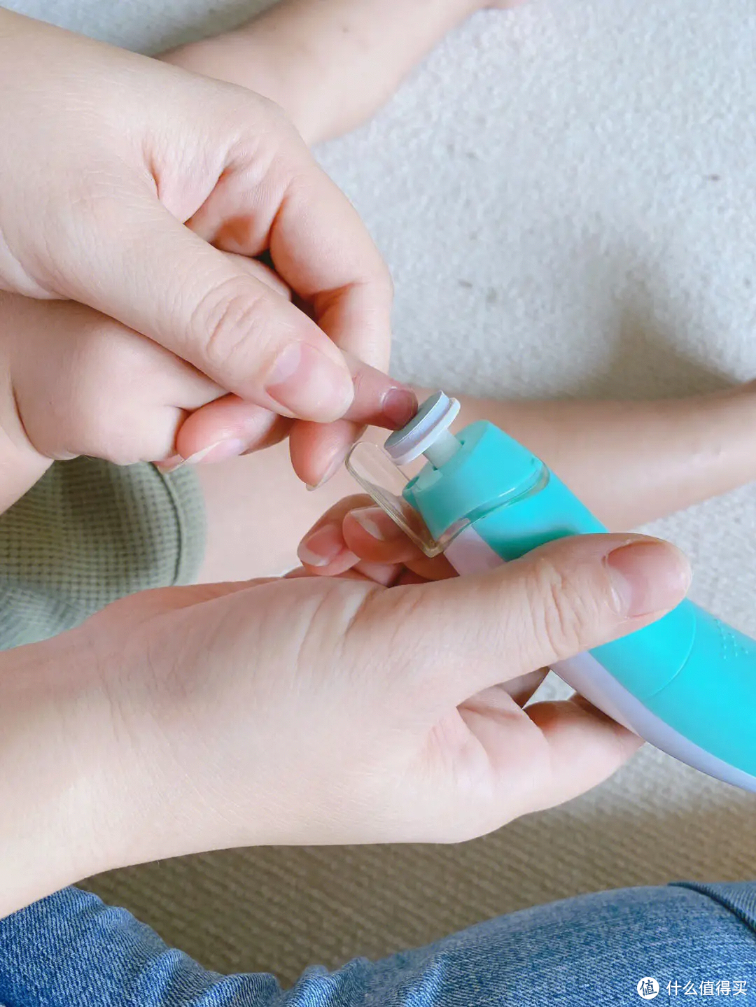 小月龄宝宝应该选指甲刀还是磨甲器？亲测指甲刀和磨甲器，最终选了它