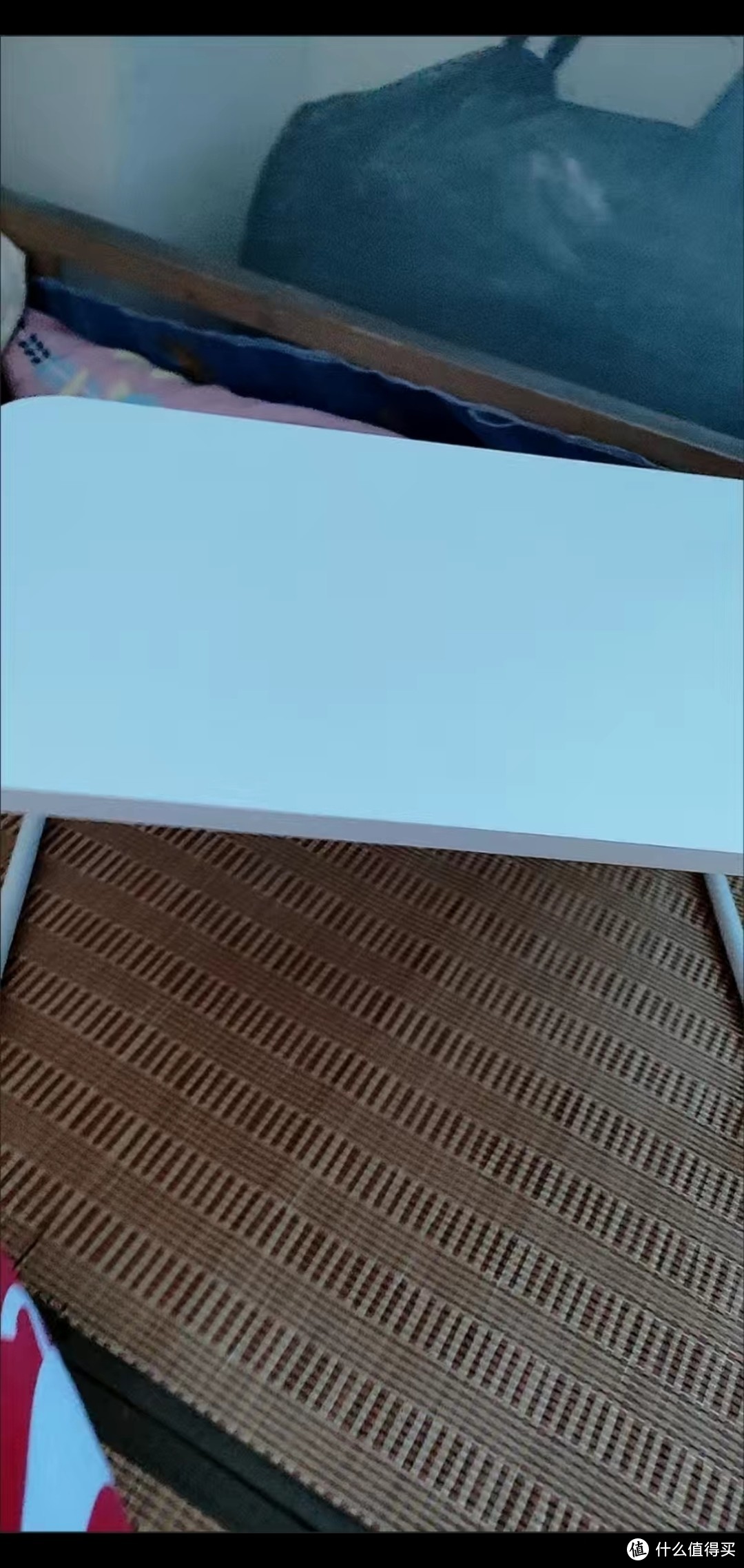 床上木板小折叠桌：方便实用，轻松打造舒适办公环境