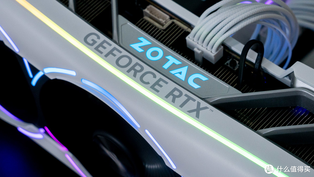 重塑旗舰：索泰 新一代旗舰卡皇 GeForce RTX 4090 - 24GB PGF OC